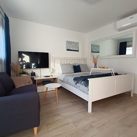 App Hedonist Apartment Novigrad  Luaran gambar